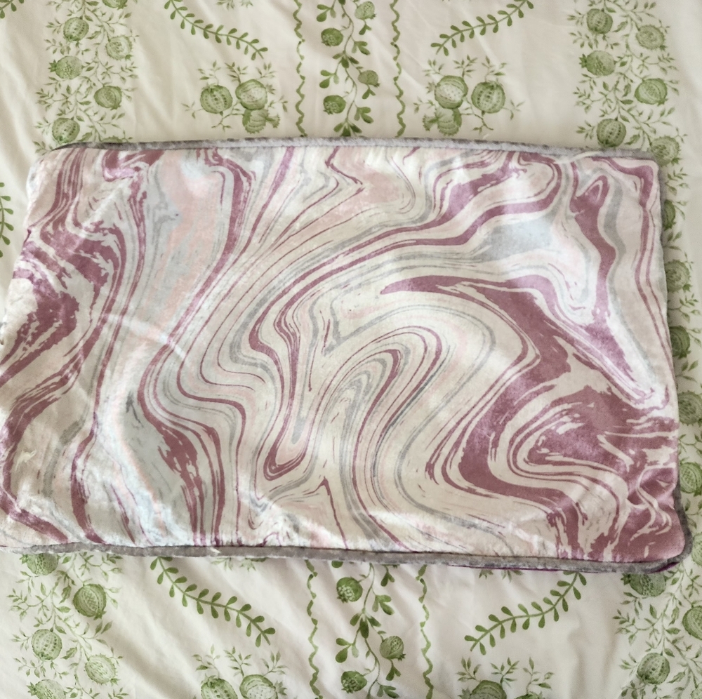 Loloi Marbled Velvet Throw Pillow Cover in Blush and Cream